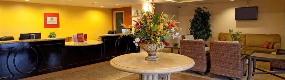 Red Lion Inn & Suites Cathedral City Palm Springs İç mekan fotoğraf