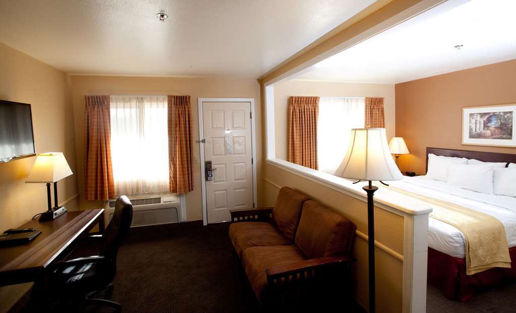 Red Lion Inn & Suites Cathedral City Palm Springs Oda fotoğraf