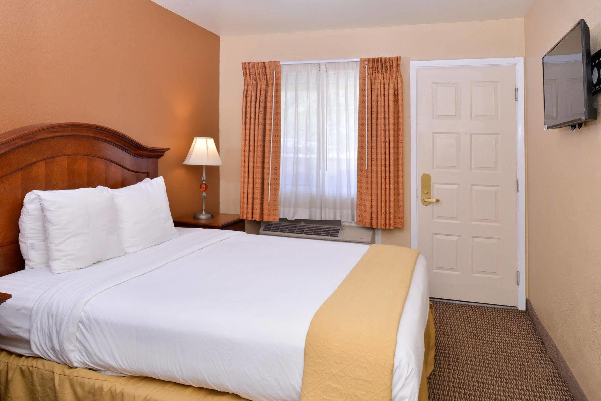 Red Lion Inn & Suites Cathedral City Palm Springs Dış mekan fotoğraf